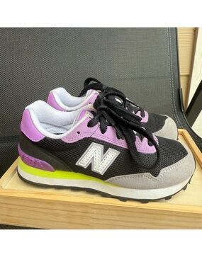 New Balance 515
